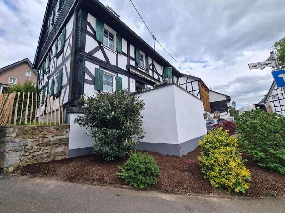 Ferienwohnung Bergischer Dreiklang Windeck Exterior photo